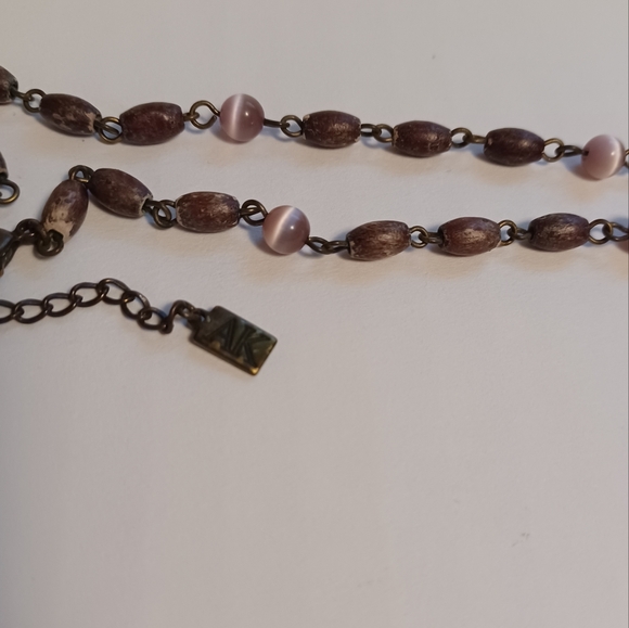 Vintage Mother-of-Pearl teardrop pendant on beaded chain, stamped, Anne Klein - Picture 8 of 8